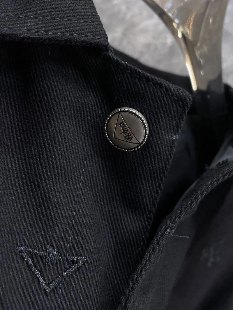 Prada Outwear Lightweight 170844
