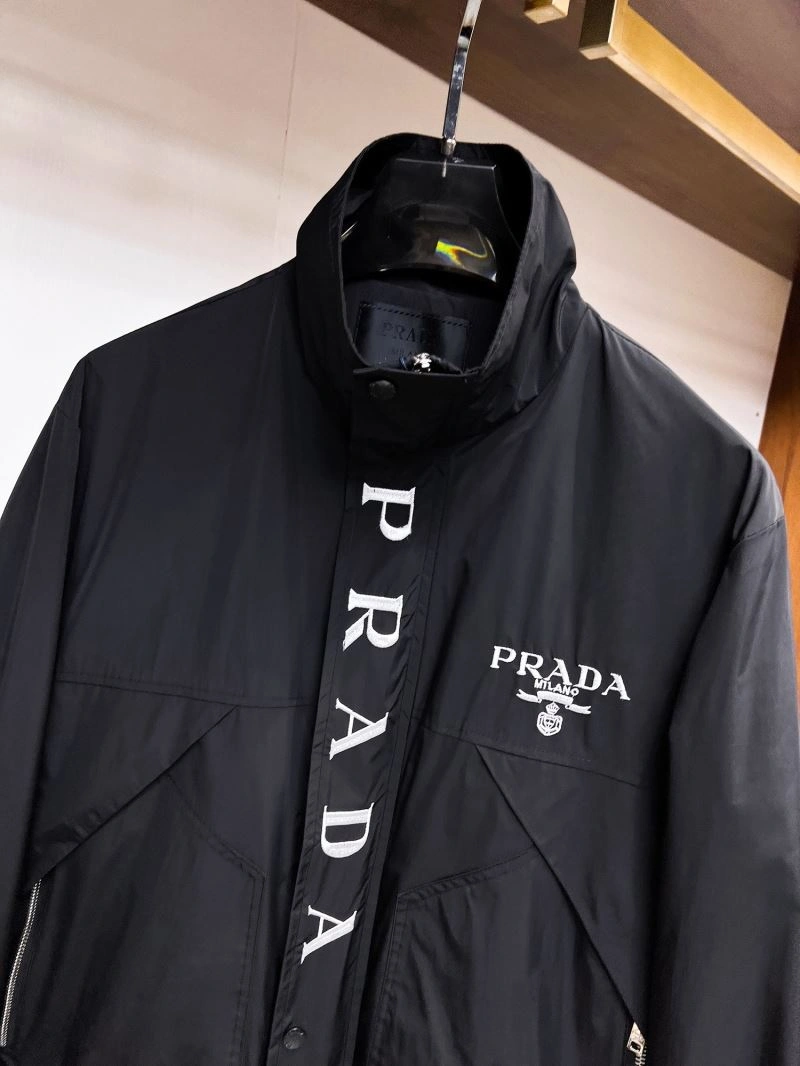 Breathable Prada Outwear 170408