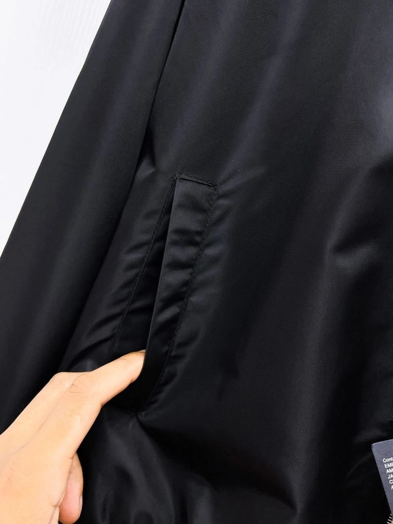 Flexible Prada Outwear 170372