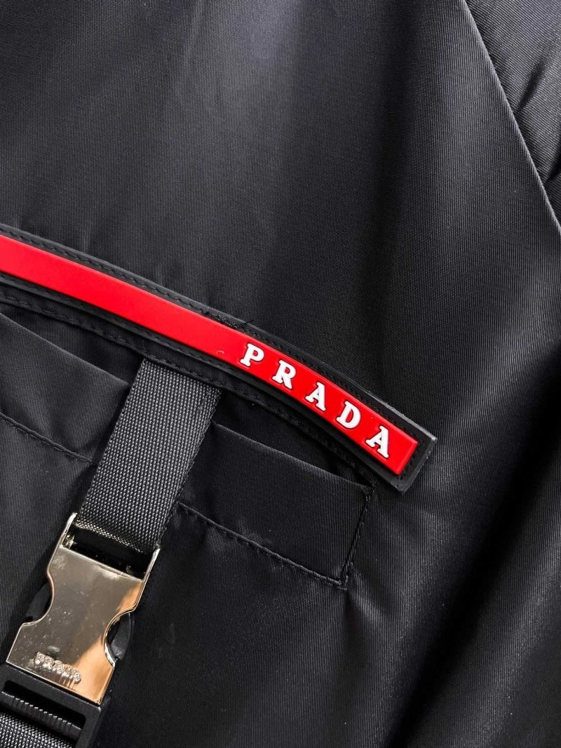 Flexible Prada Outwear 170372