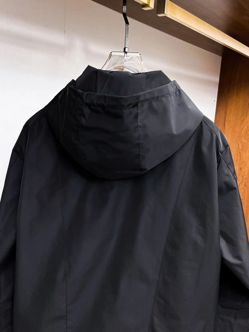 Prada Outwear WellDesigned 170368