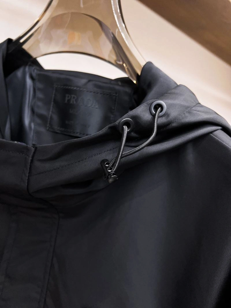 Prada Outwear GoodFit 170366