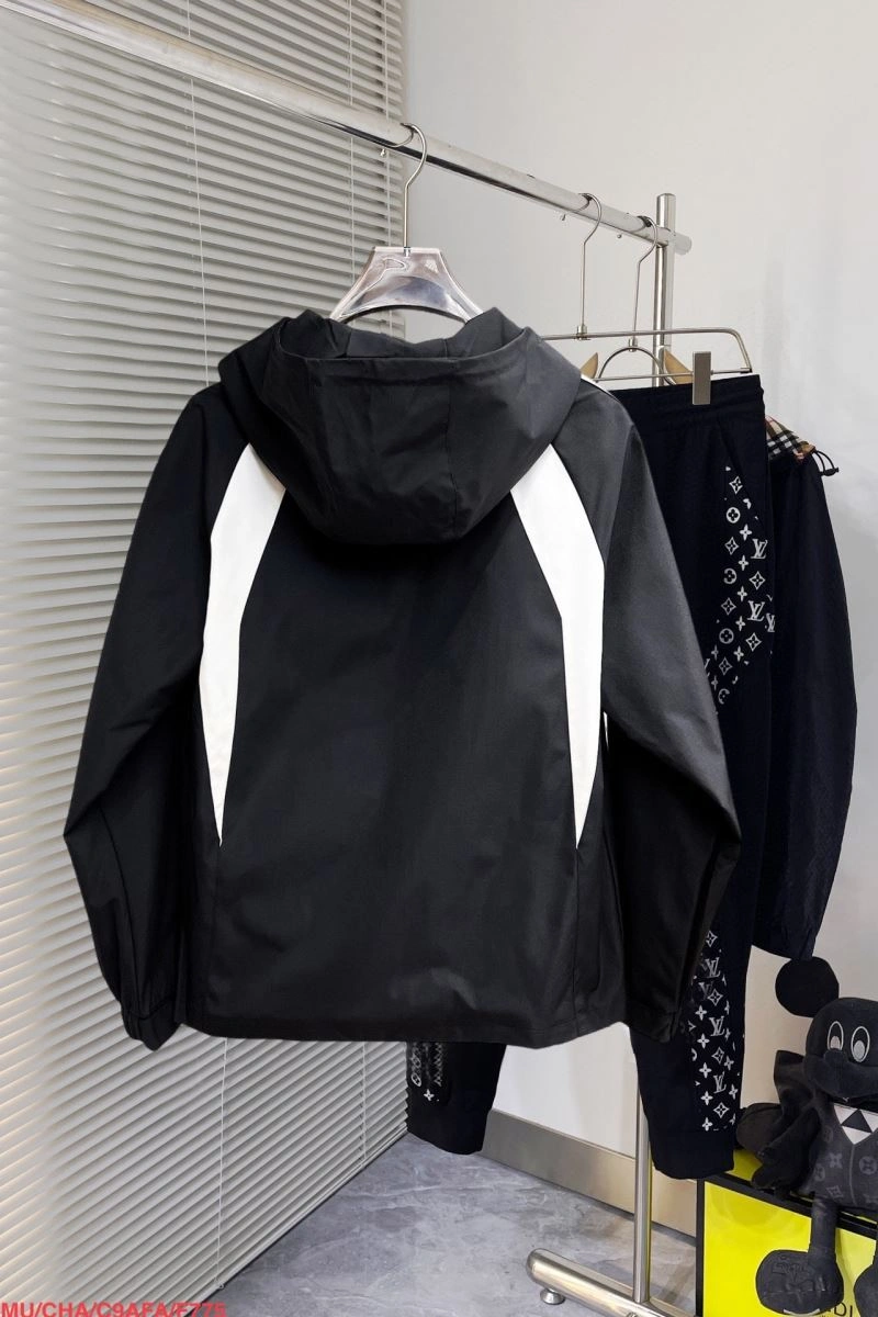 Versatile Prada Outwear 170360