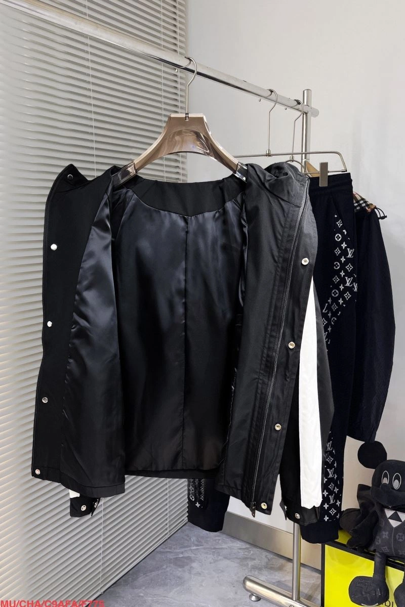 Versatile Prada Outwear 170360