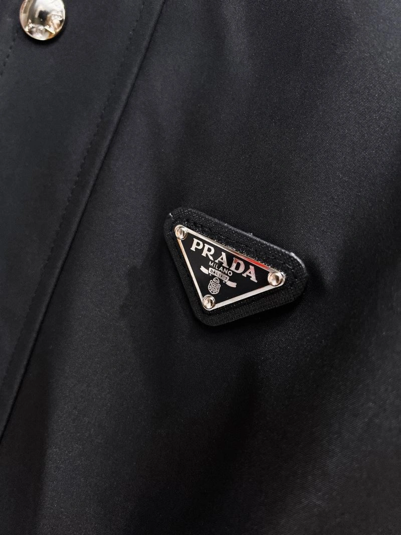 Versatile Prada Outwear 170360