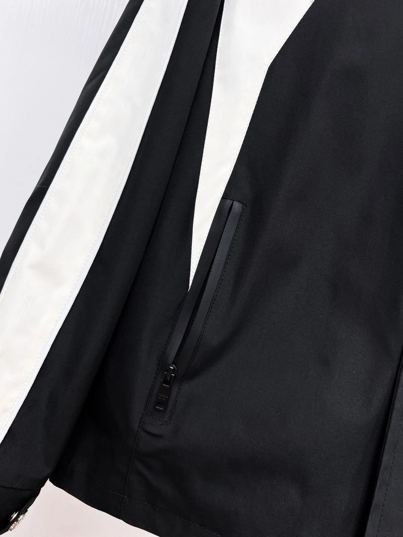 Versatile Prada Outwear 170360
