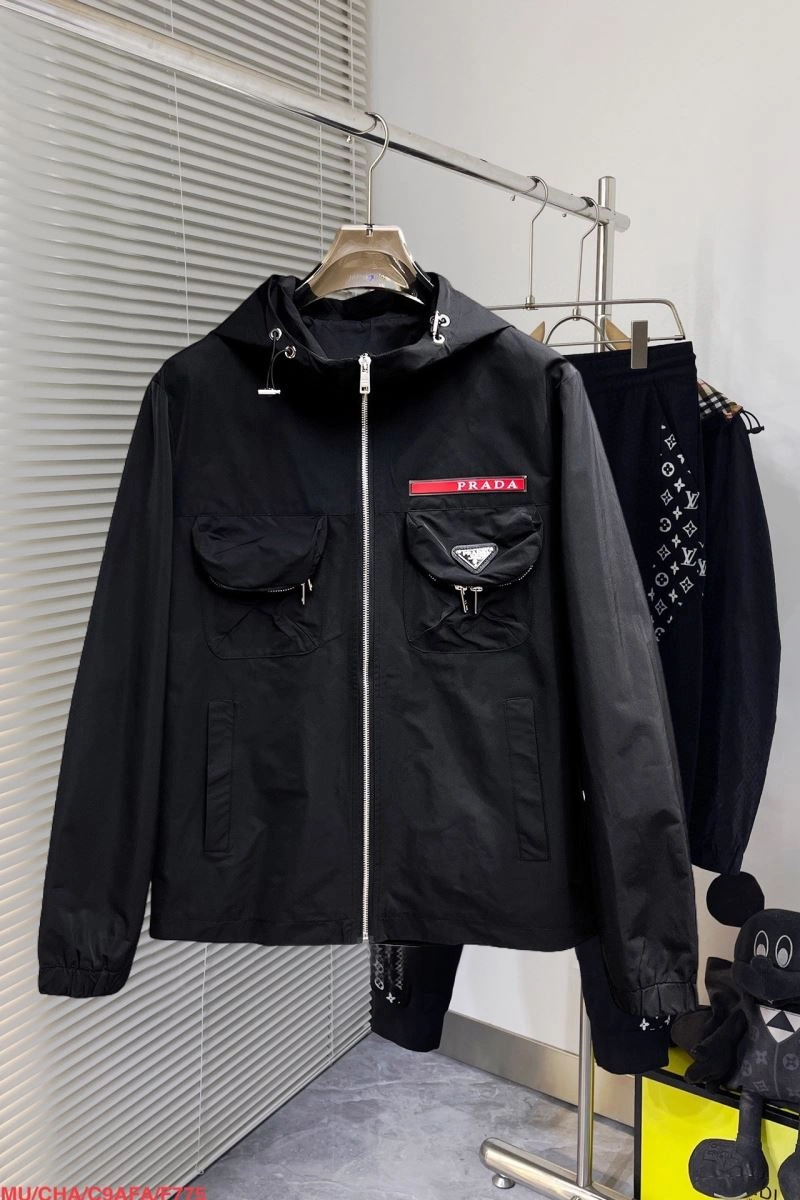 Prada Outwear GoodFit 170359