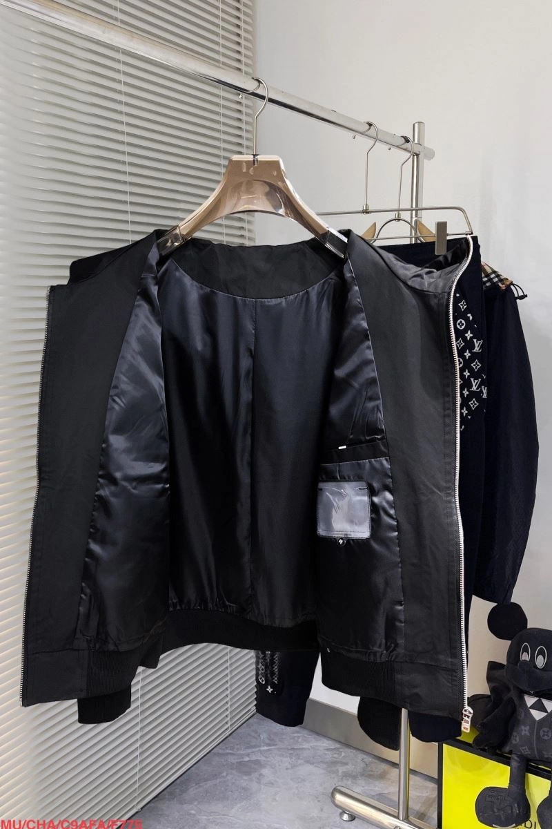Prada Outwear Premium 170397