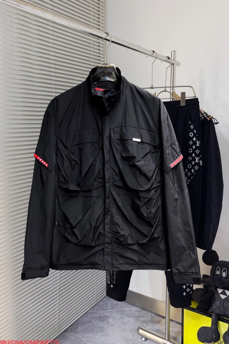Timeless Prada Outwear 170347