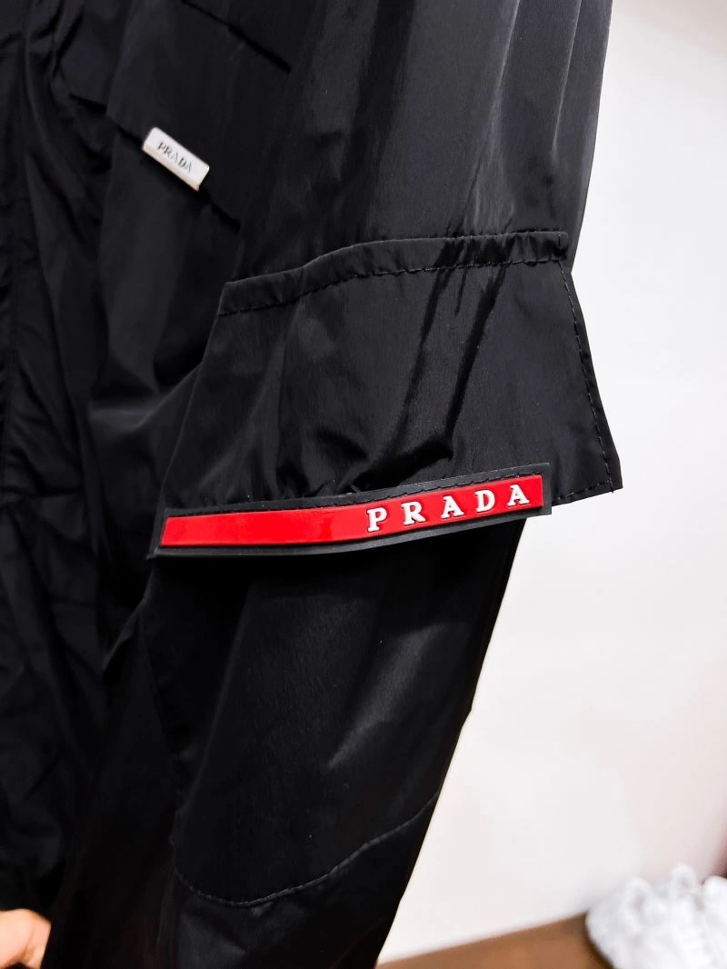 Timeless Prada Outwear 170347