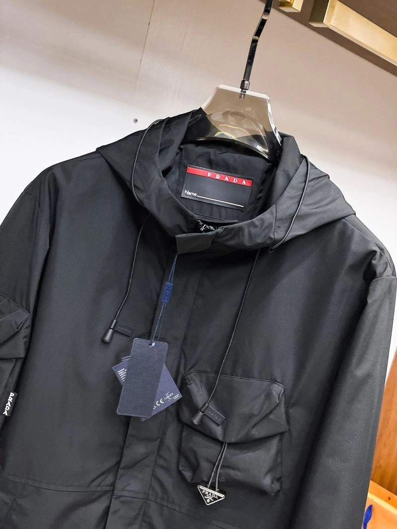 Prada Outwear Unique 170357