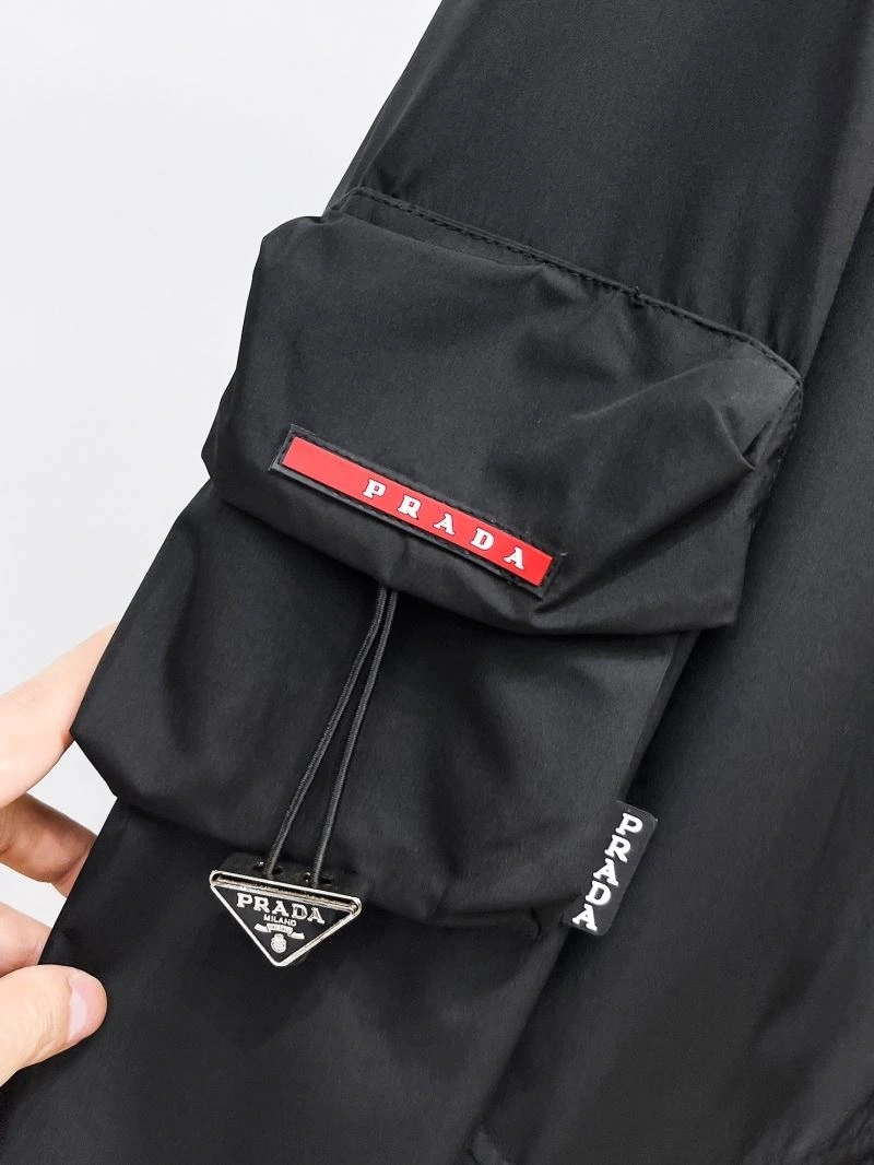 Prada Outwear Unique 170357
