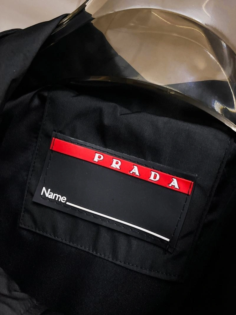 Prada Outwear Unique 170357