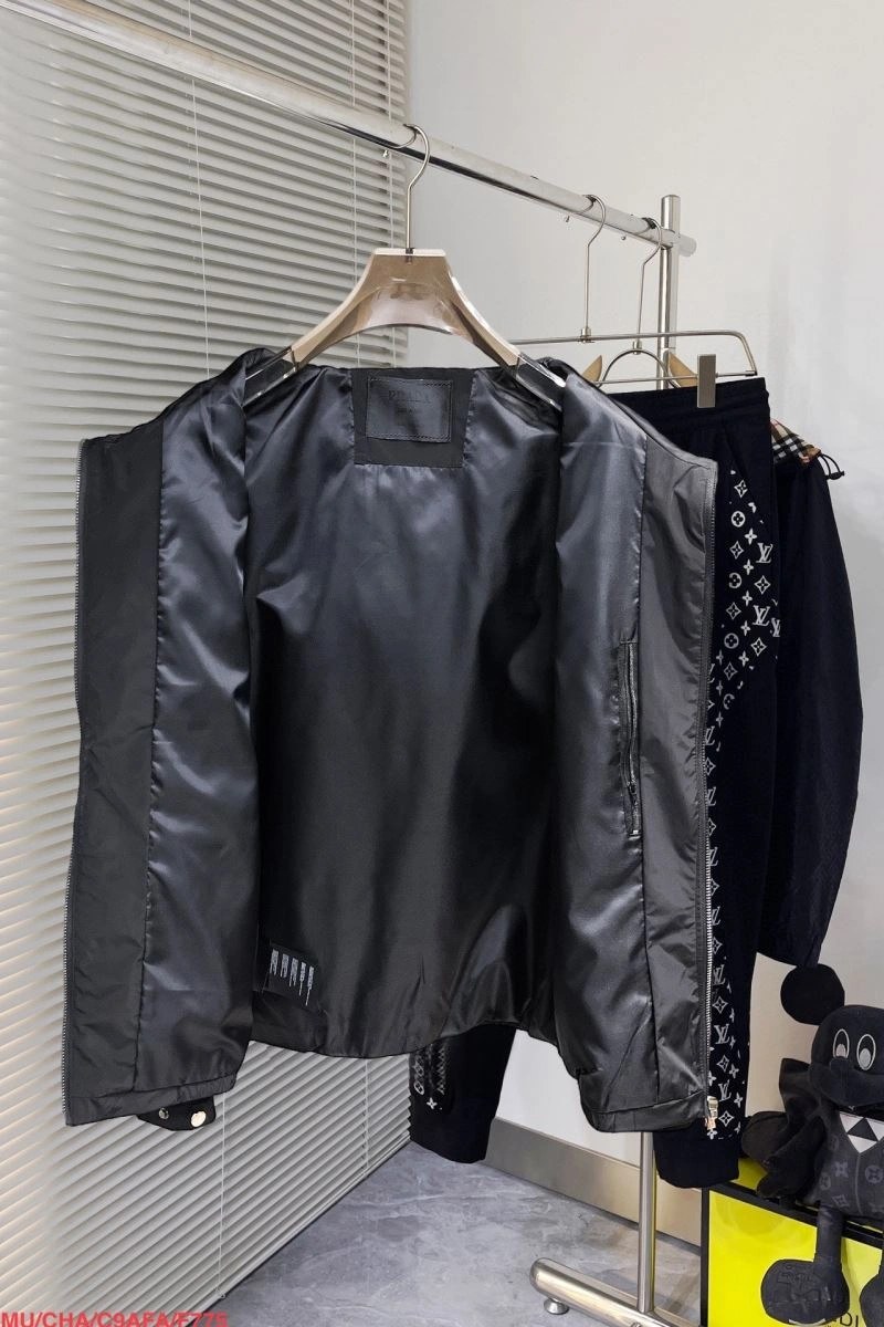 Cozy Prada Outwear 170353