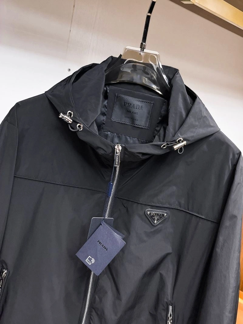 Cozy Prada Outwear 170353