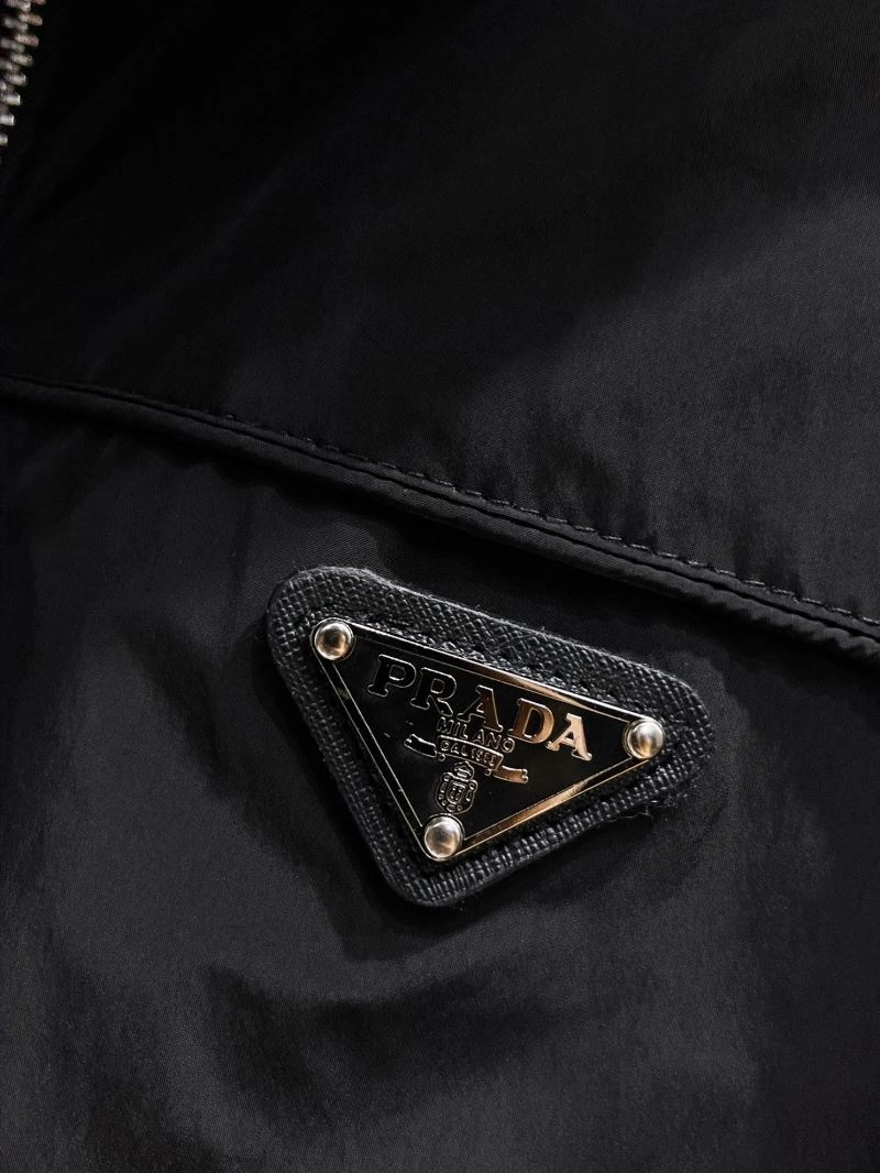 Cozy Prada Outwear 170353