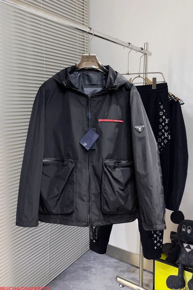 ZeroBulk Prada Outwear 170352