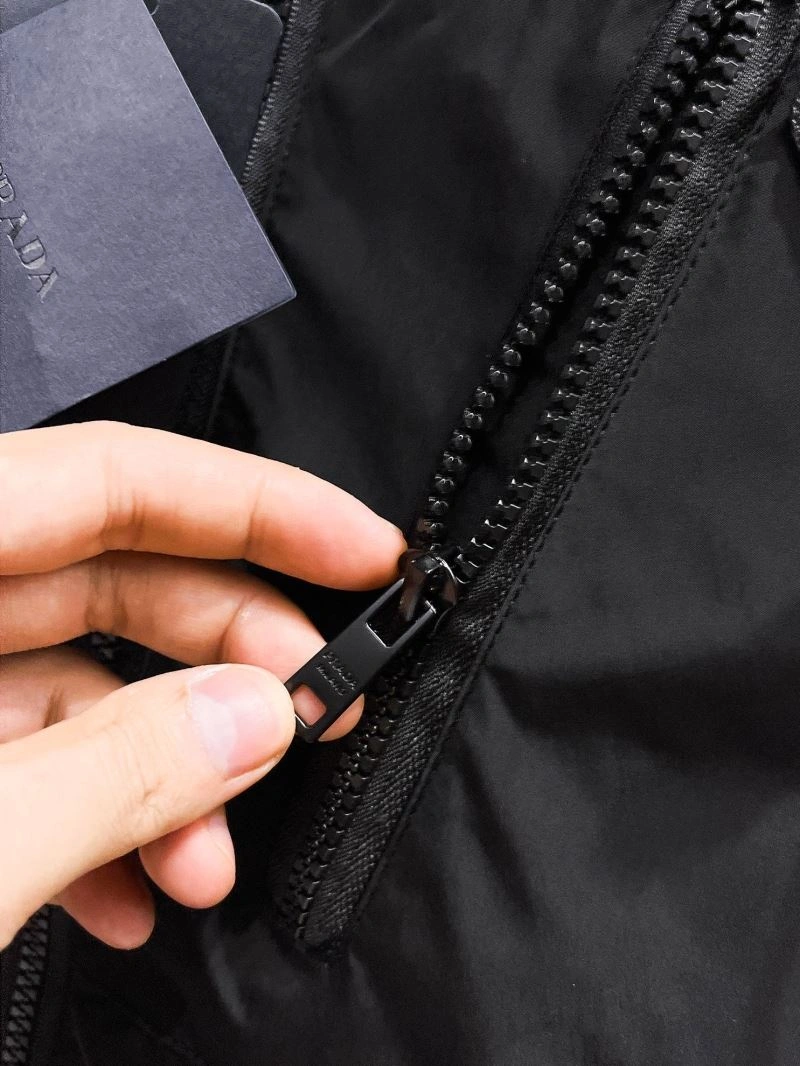Stylish Prada Outwear 170354