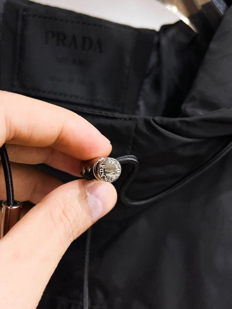 Stylish Prada Outwear 170354
