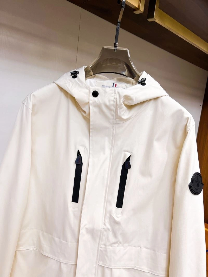 Prada Outwear FreshLook 170346
