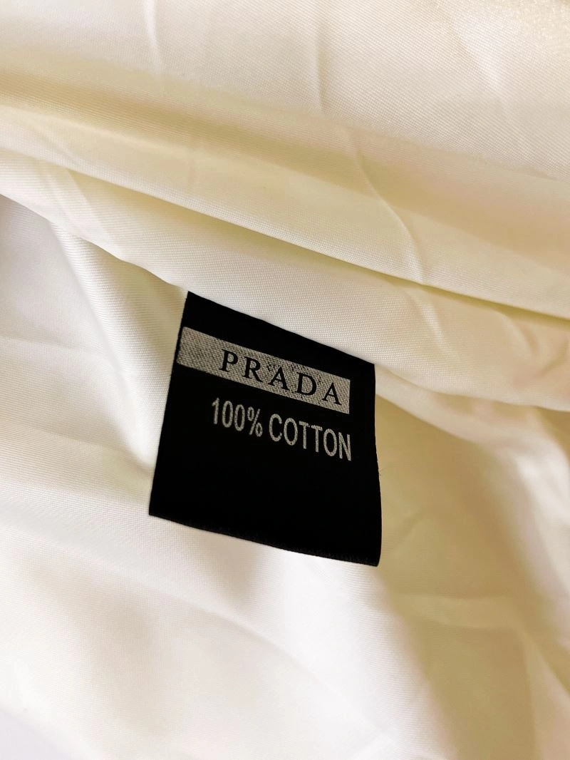 Sleek Prada Outwear 170341