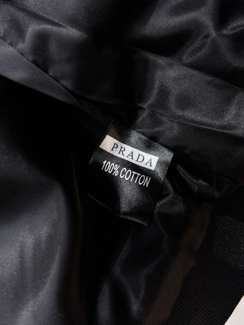 Prada Outwear Fashionable 170338