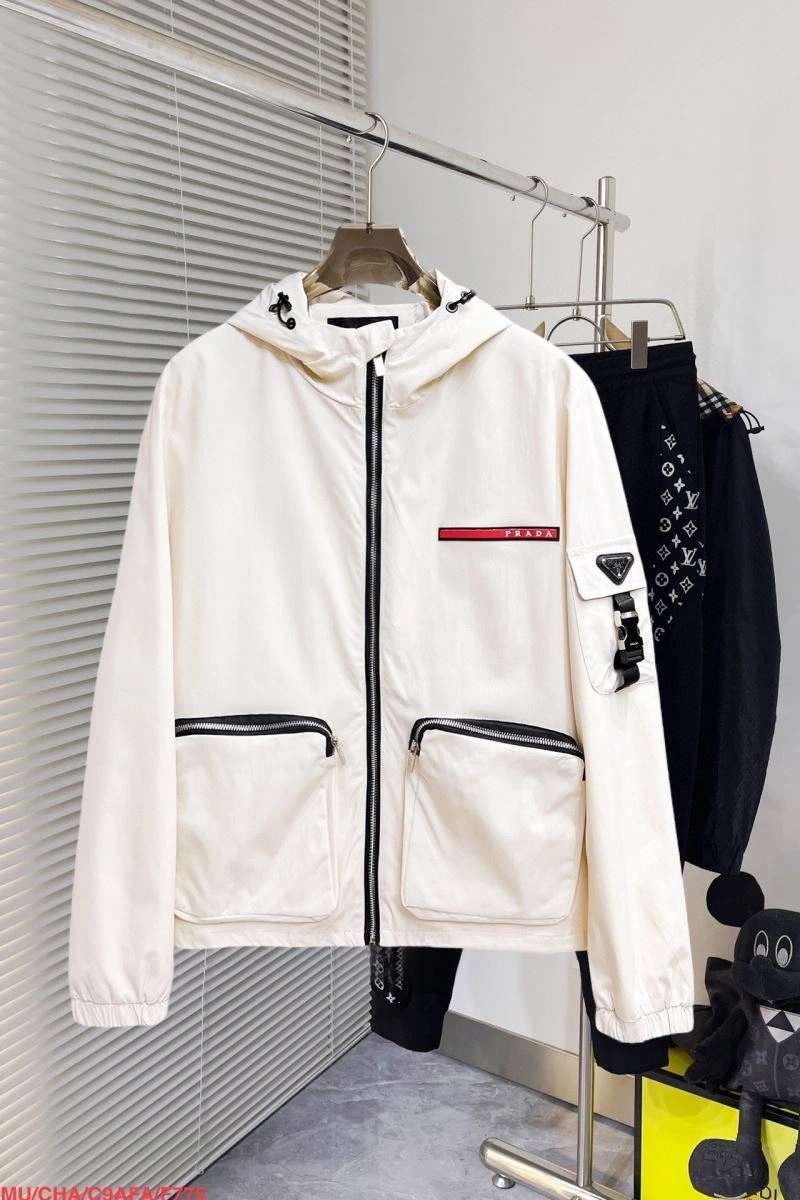 Prada Outwear Durable 170339