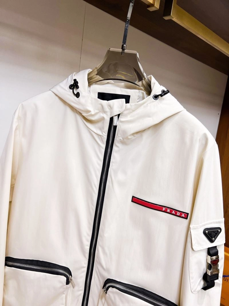 Prada Outwear Durable 170339