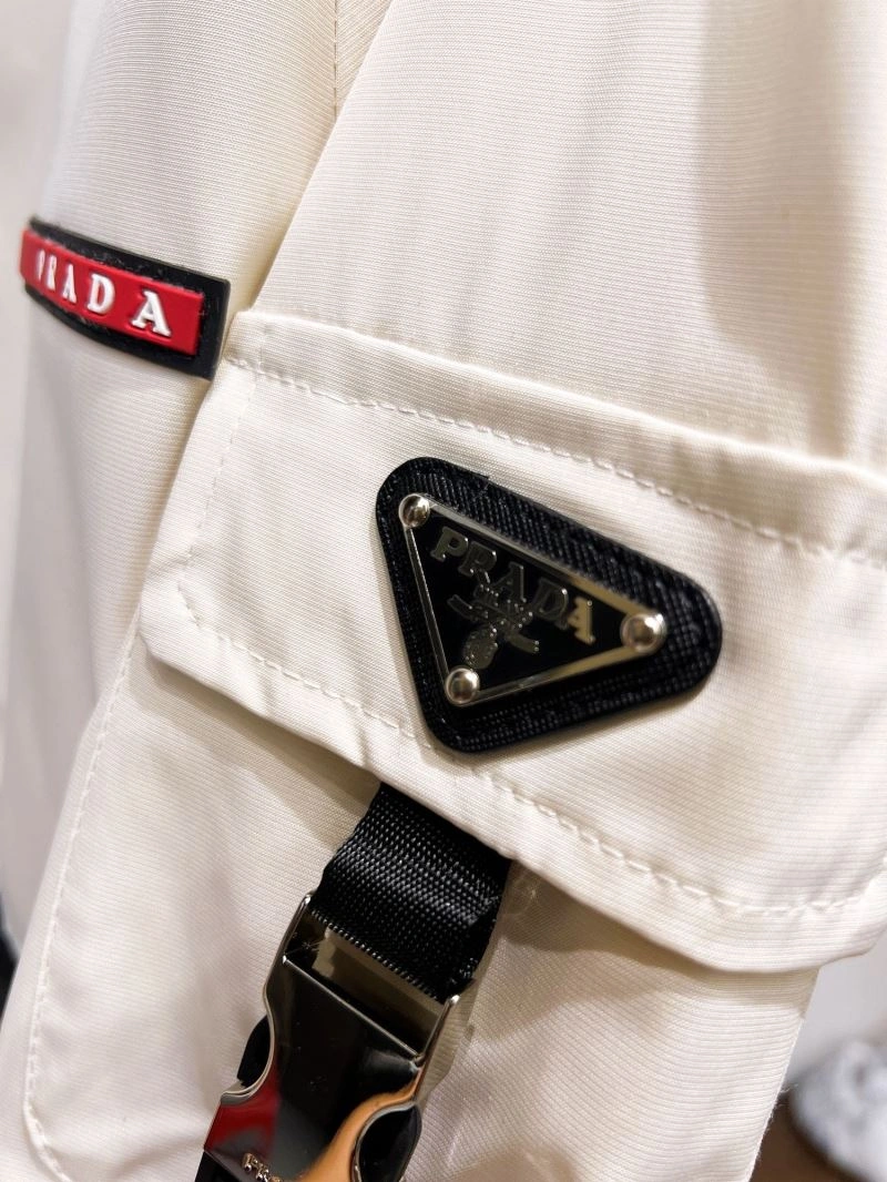 Prada Outwear Durable 170339