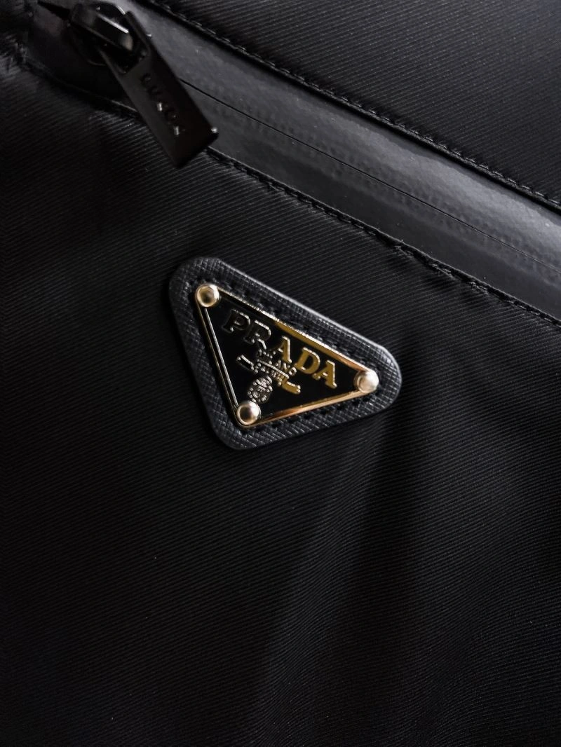 Prada Outwear Chic 170336