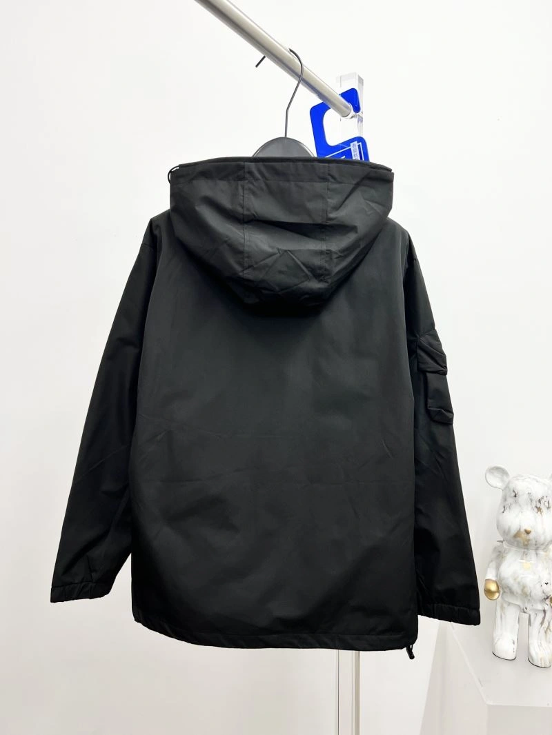Prada Outwear Vibrant 170335
