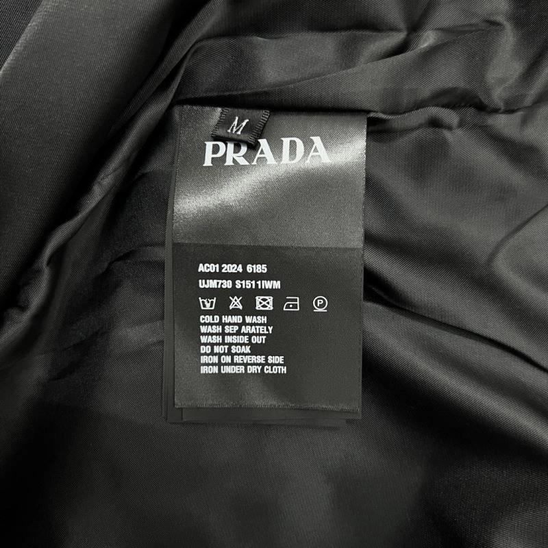 Prada Outwear Vibrant 170335