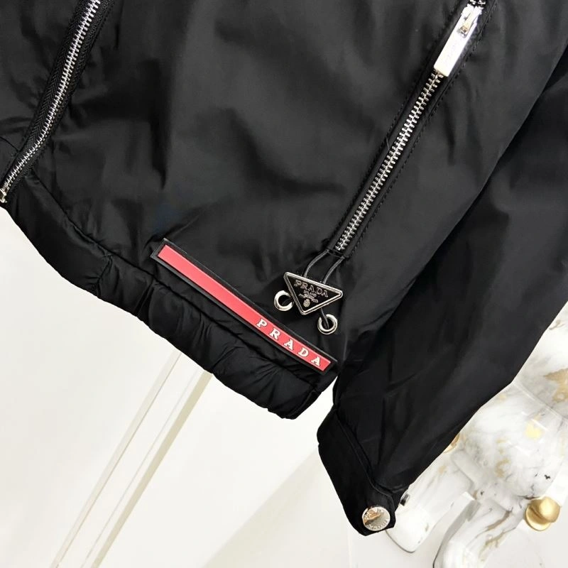 Sporty Prada Outwear 170334