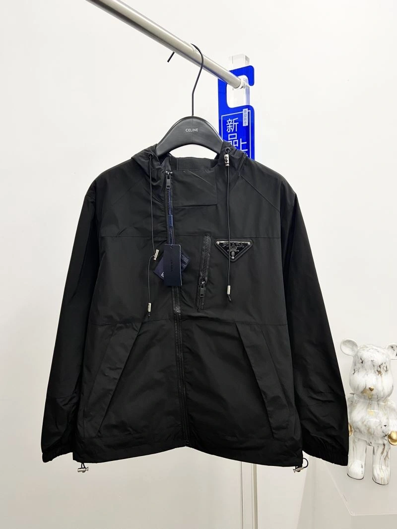 Prada Outwear Practical 170370