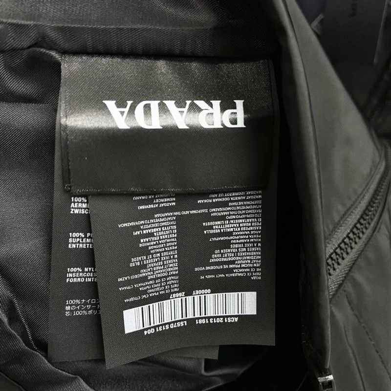 Prada Outwear Practical 170370