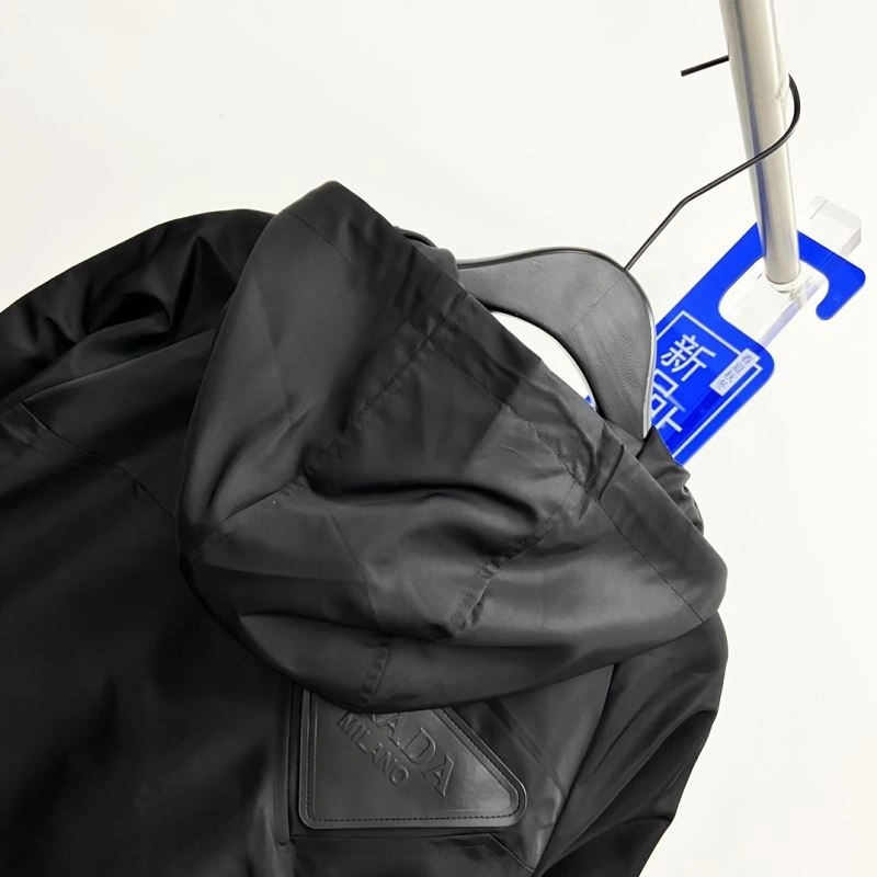 Prada Outwear QuickDry 170327