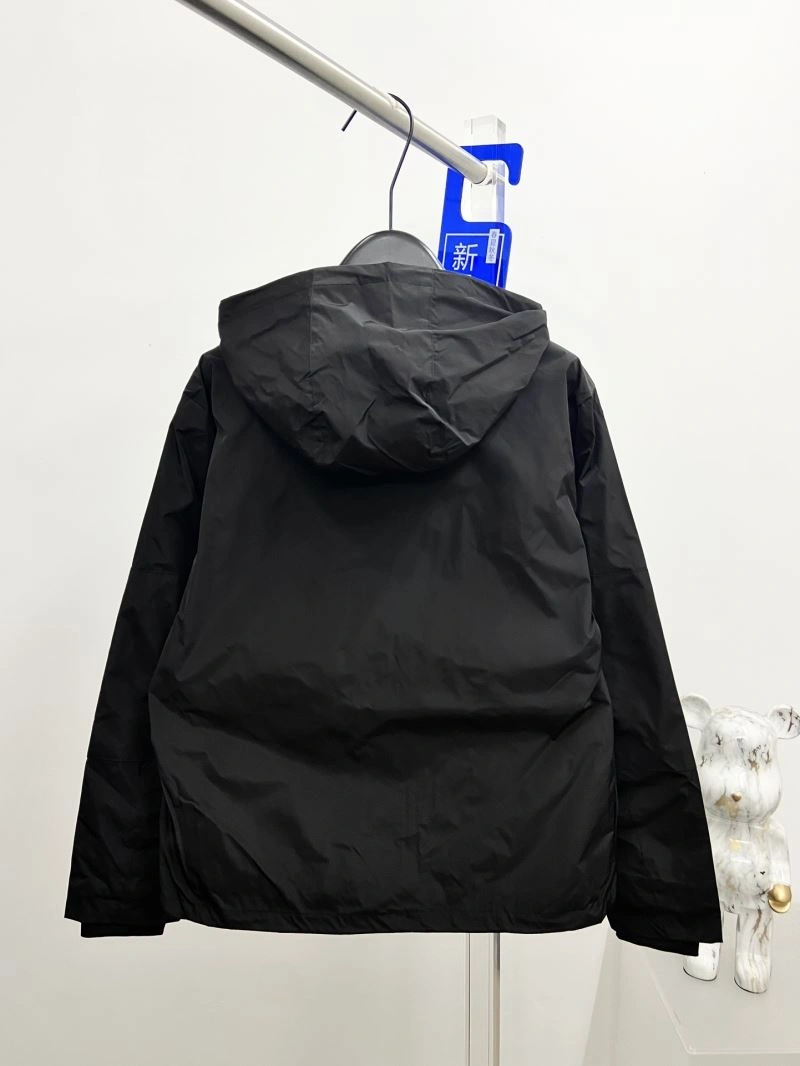 Prada Outwear Classic 170318