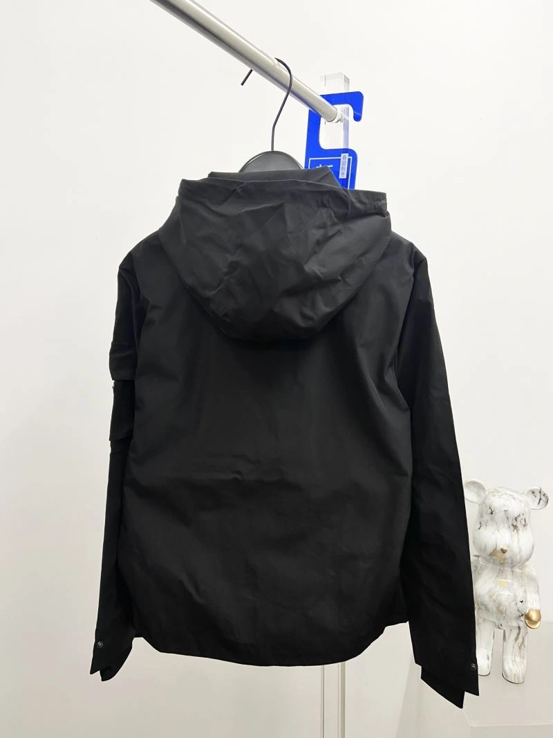 Prada Outwear DailyWear 170315
