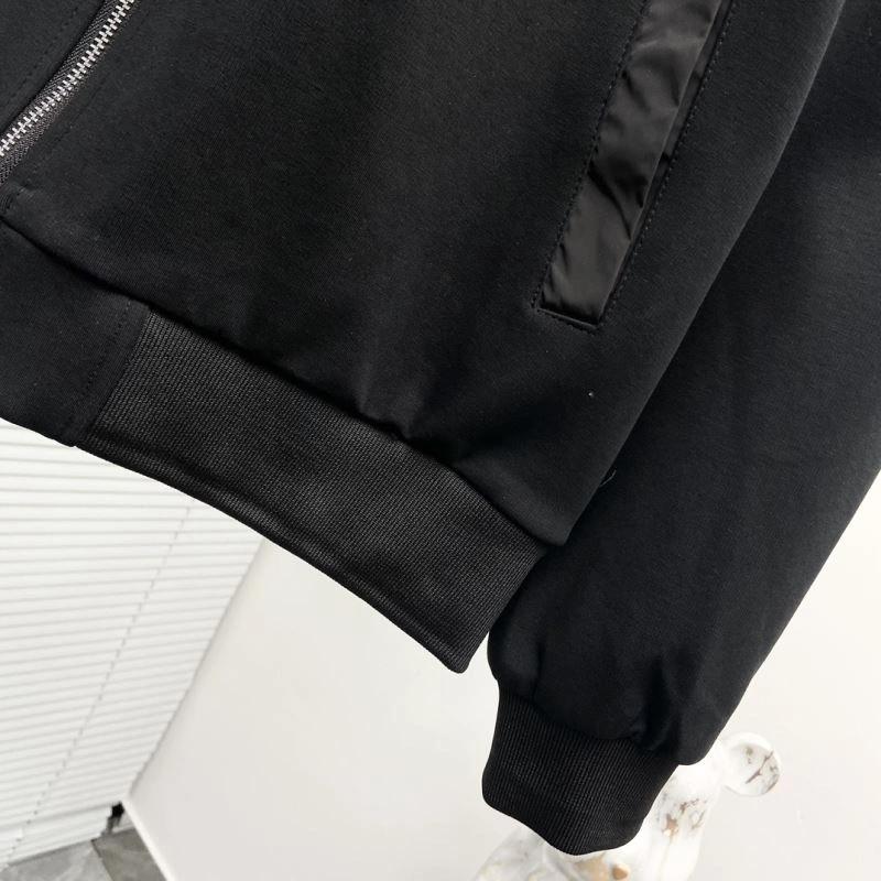 Sporty Prada Outwear 170307