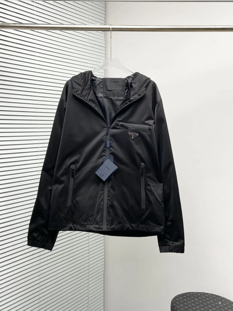 Lightweight Prada Outwear 170374