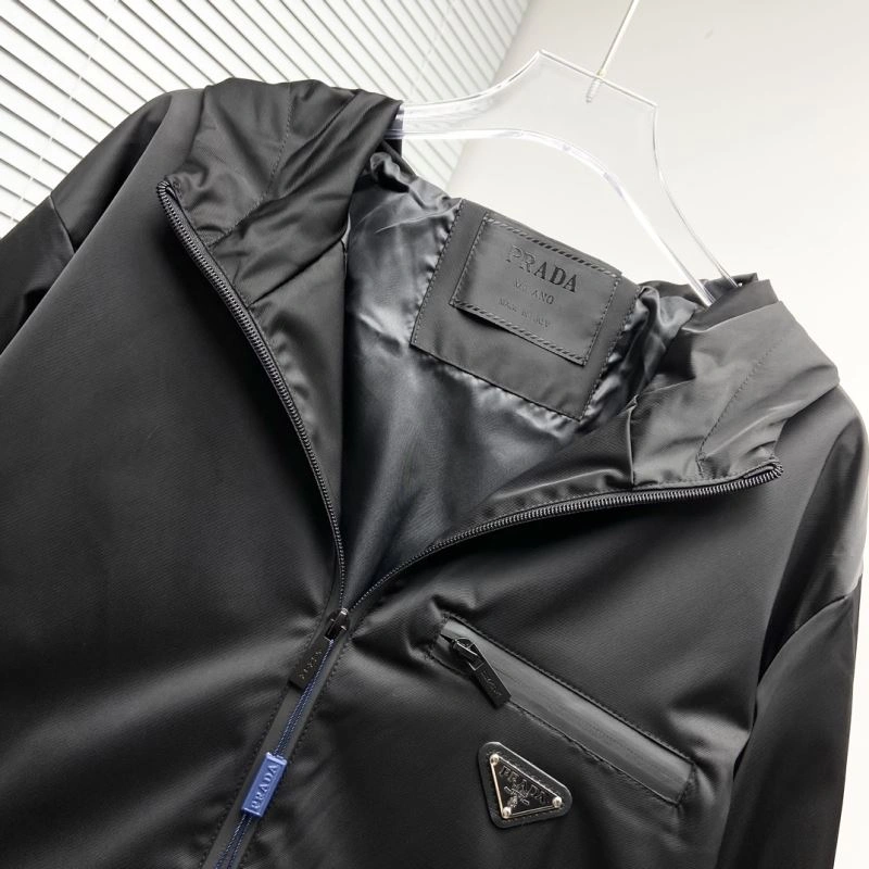 Lightweight Prada Outwear 170374