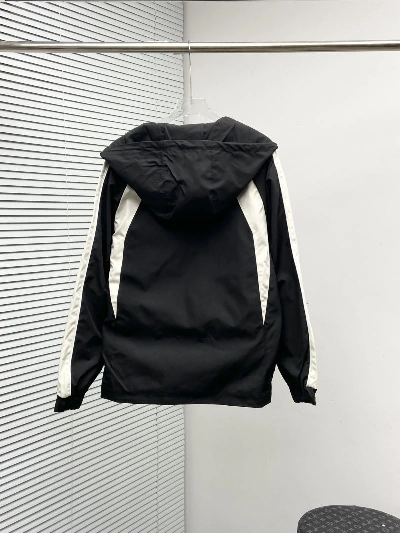 Sophisticated Prada Outwear 170306