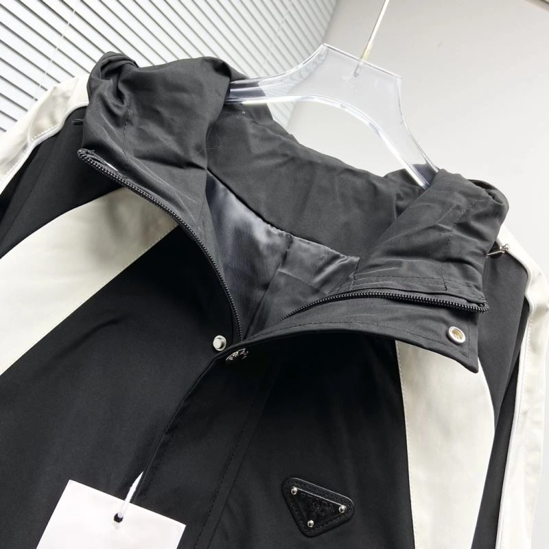 Sophisticated Prada Outwear 170306