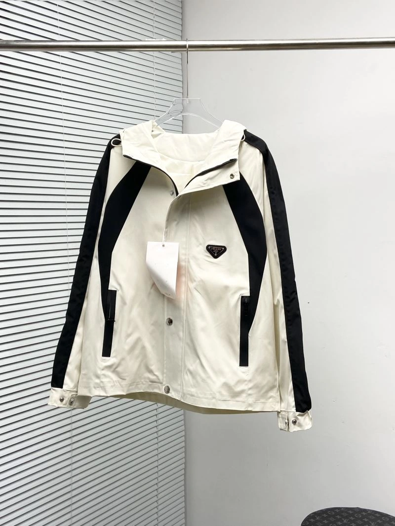 Trendy Prada Outwear 170344