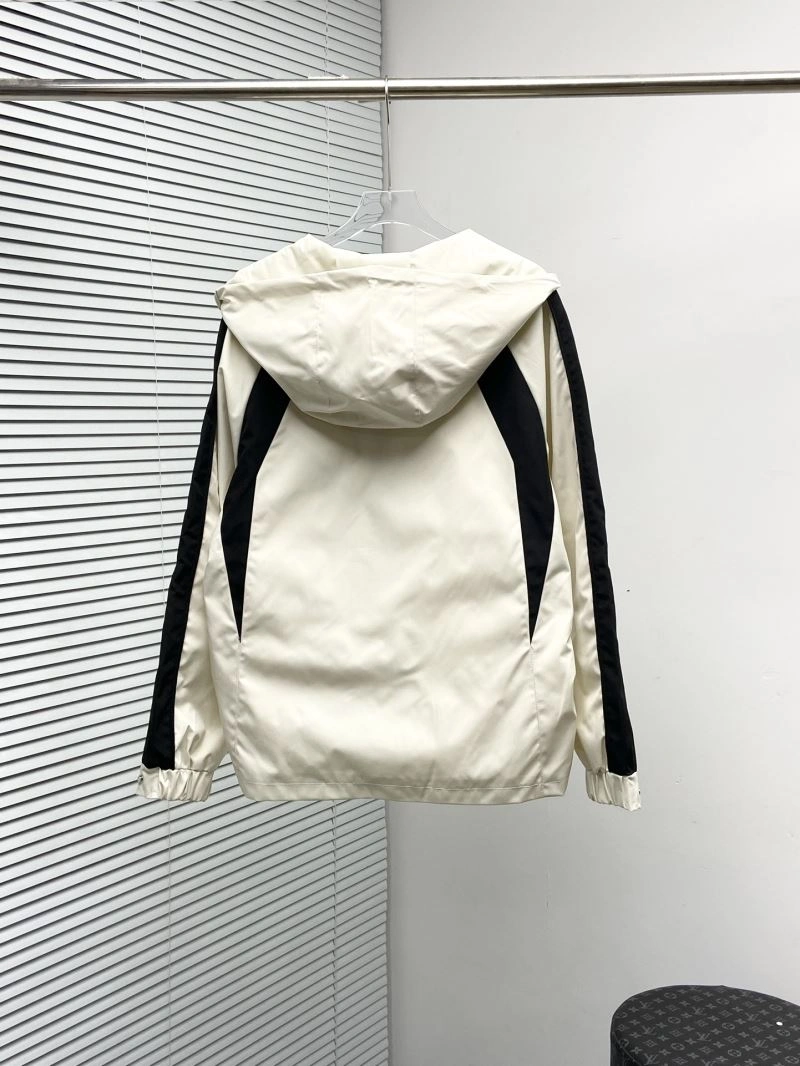 Trendy Prada Outwear 170344