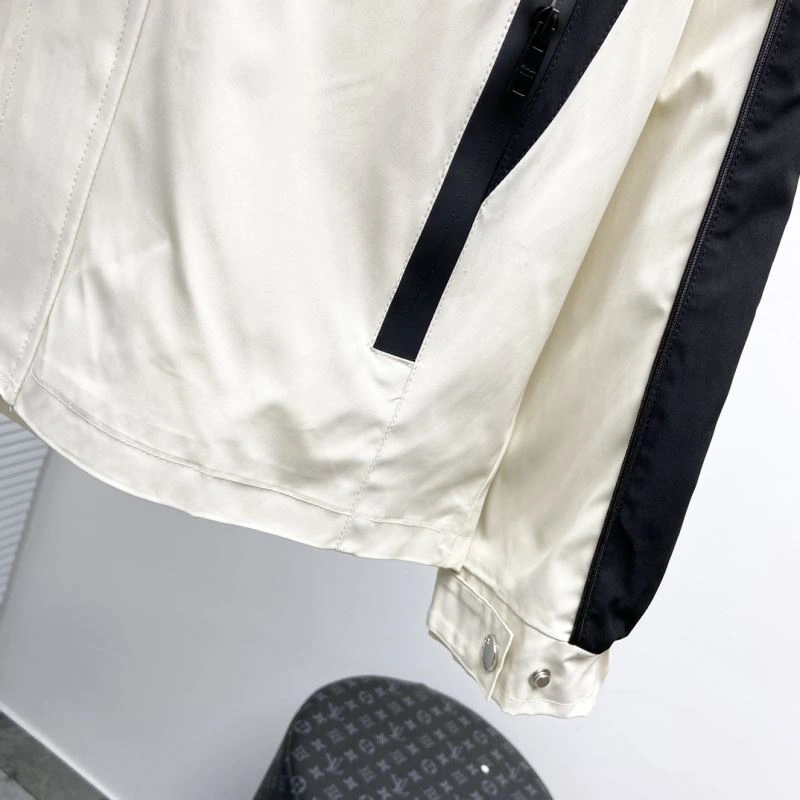 Trendy Prada Outwear 170344