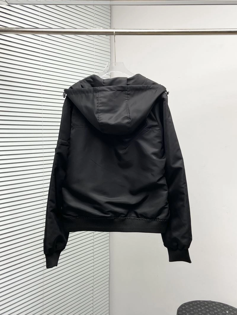 Flexible Prada Outwear 170407