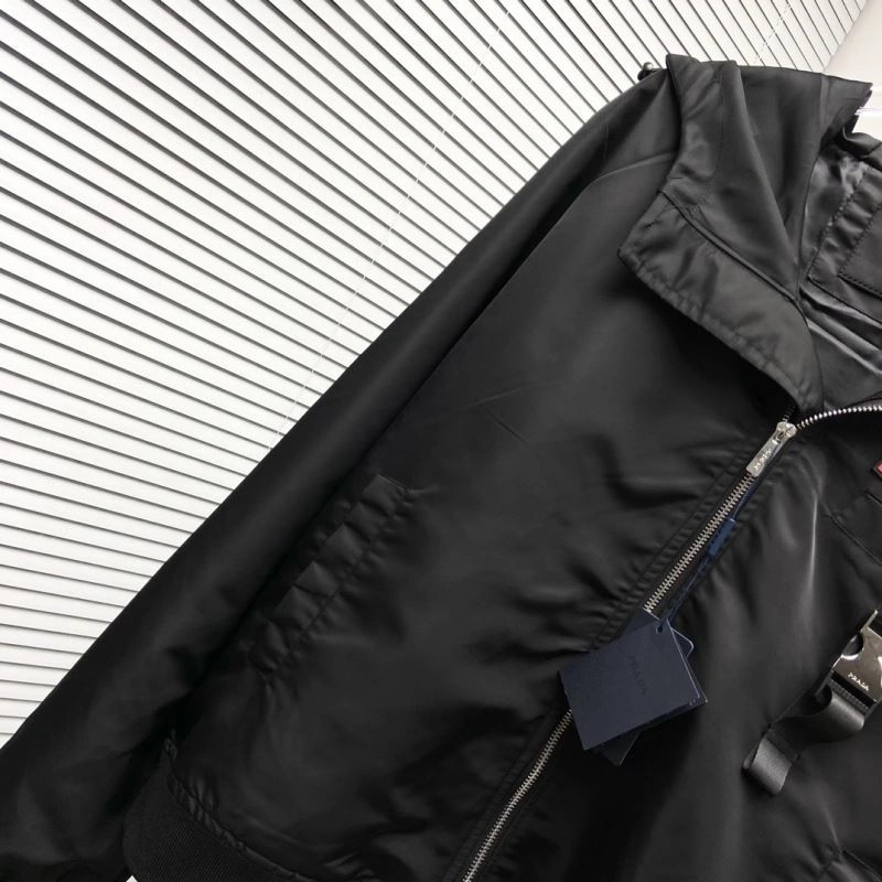 Flexible Prada Outwear 170407