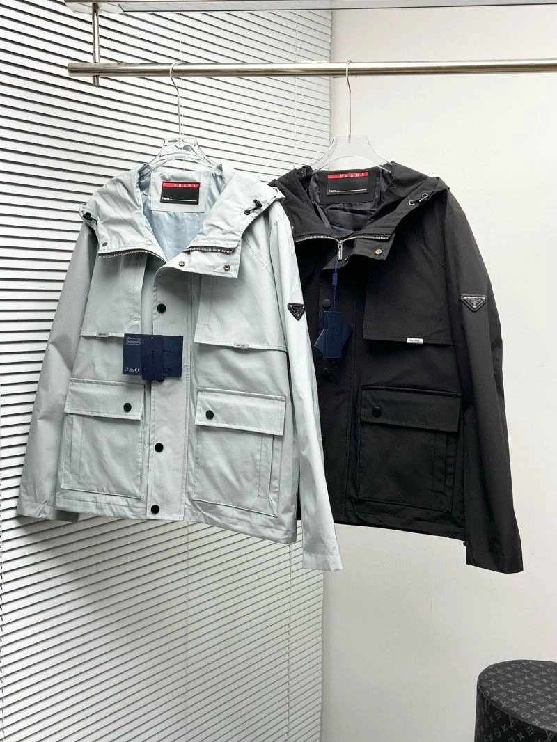 Snug Prada Outwear 170302