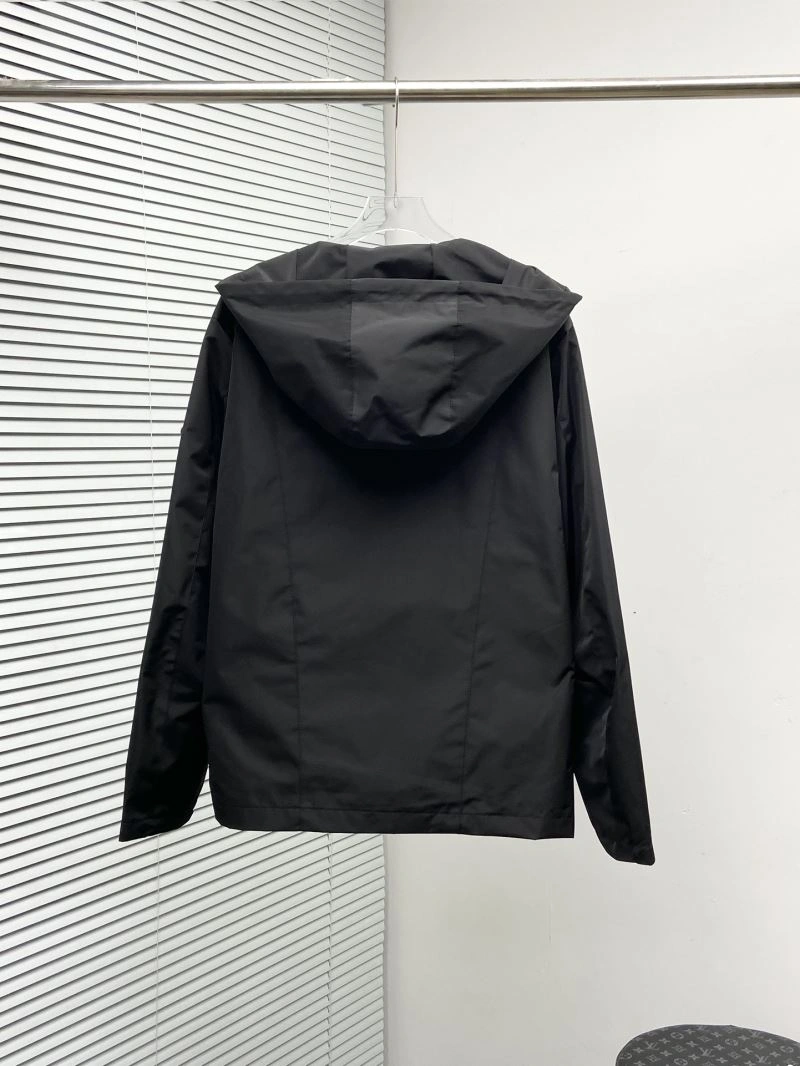 Supportive Prada Outwear 170292